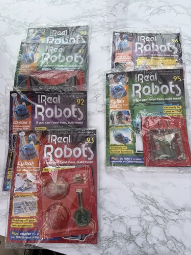 Ultimate real robots - robots, magazine