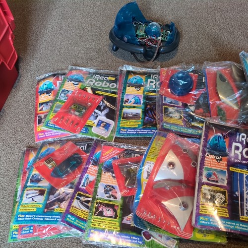 Ultimate real robots magazine - ultimate,