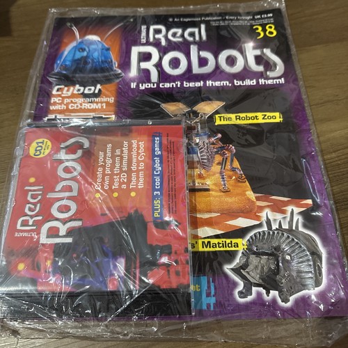 Real robots magazine issue - robots,